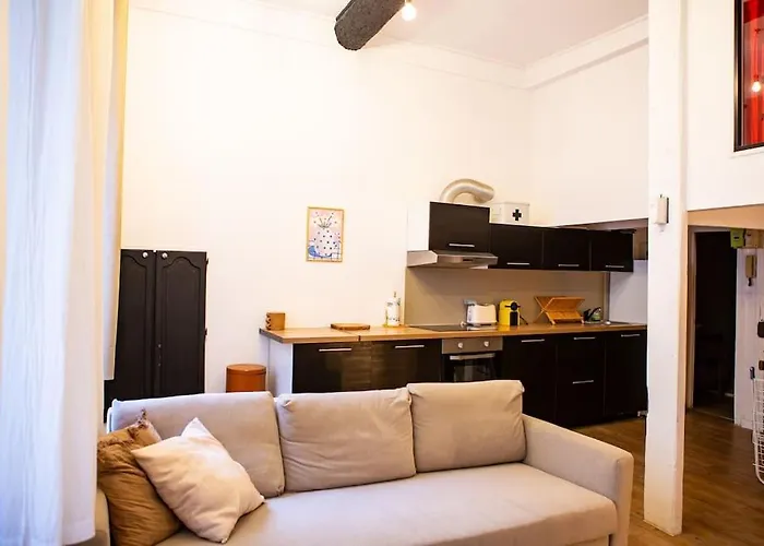 La Mezzanine *
